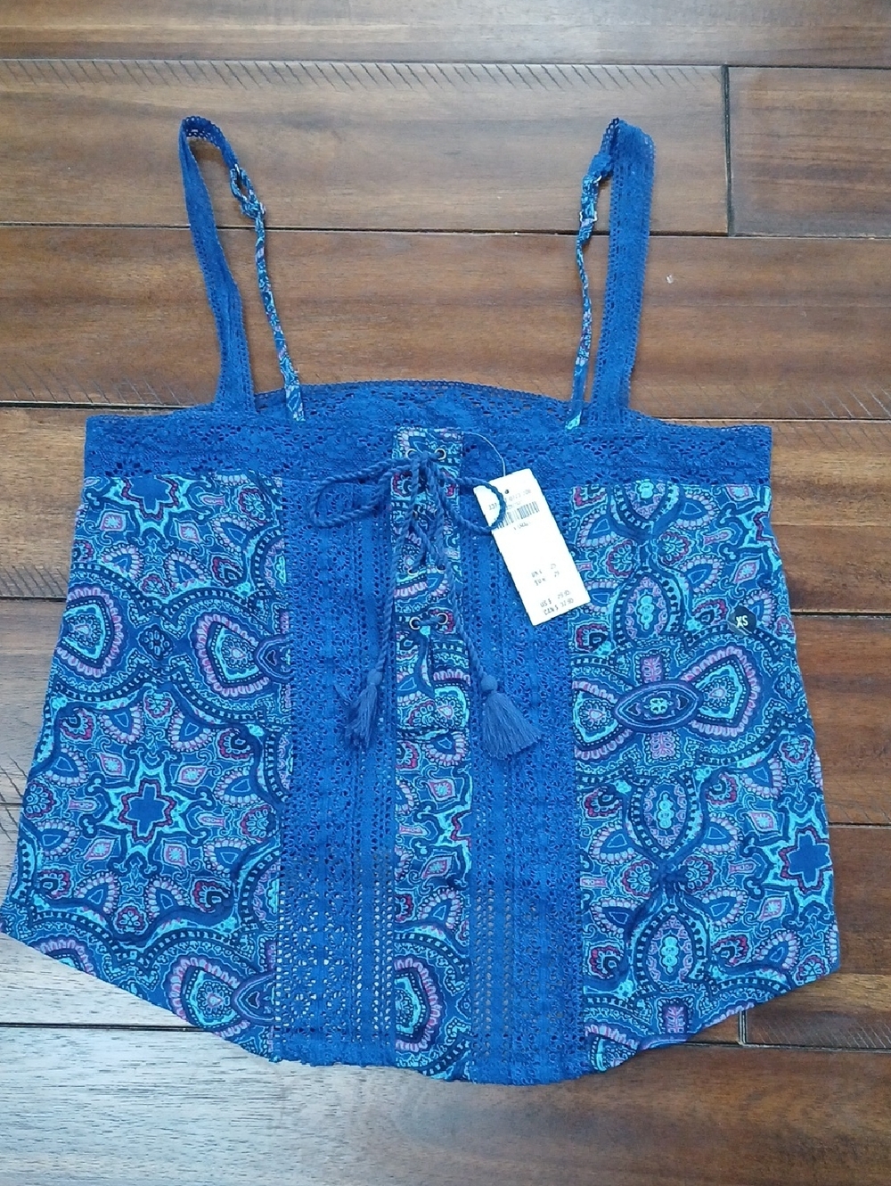 Hollister Blue Paisley Lace-Trim Camisole